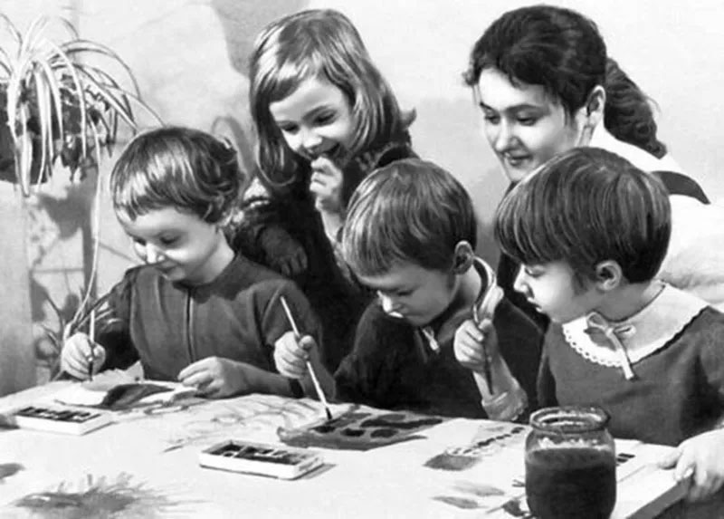 Дети рисуют СССР